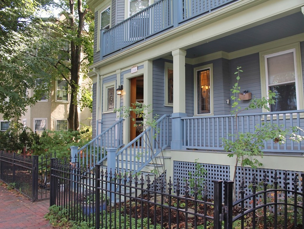 166 Chestnut Street Cambridge, MA 02139 - Photo 30 of 30 front view of a house