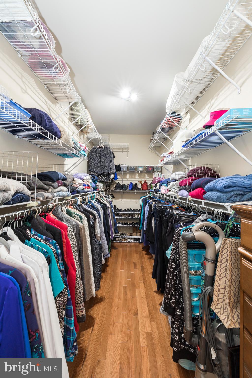 305 Gilmer Road Coatesville, PA 19320 - Photo 20 of 46 Huge Master Walk-in Closet!