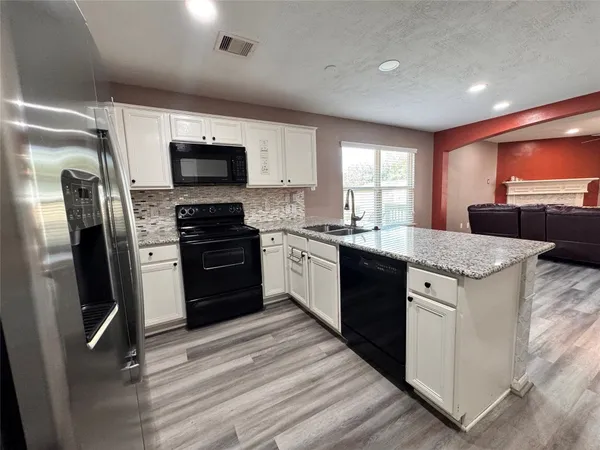 $2,550 | 19115 Saddleville Mills Lane, Cypress, TX 77433