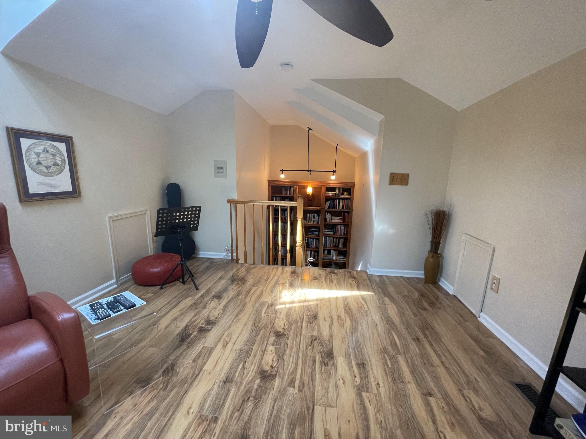 1641 Covington Road Yardley, PA 19067 - Photo 14 of 34