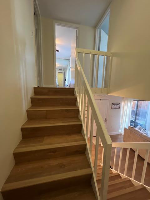 3900 County Line Road, Unit 16A Tequesta, FL 33469 - Photo 17 of 27 a view of entryway