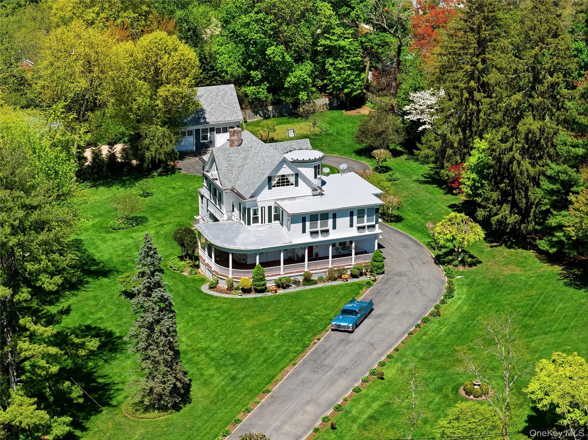 89 Duck Pond Road Glen Cove, NY 11542 - Photo 36 of 37
