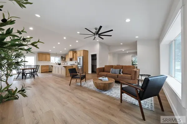 $689,000 | 3938 South 4413 West, Rexburg, ID 83440