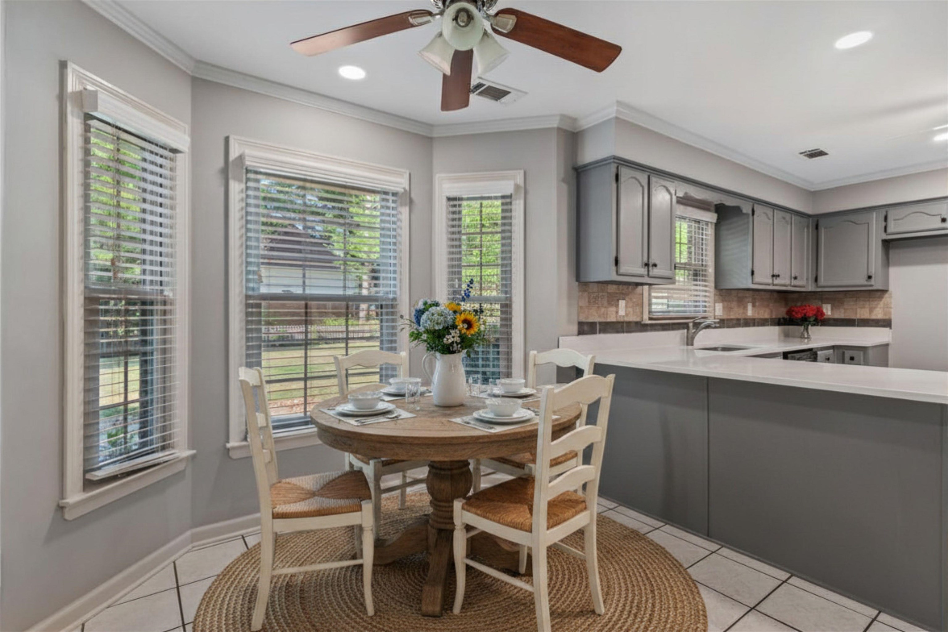 10288 Waterford Road Collierville, TN 38017 - Photo 11 of 35 A bay-windowed breakfast room (16x8) bathes the space in natural light. Virtually Staged Photo