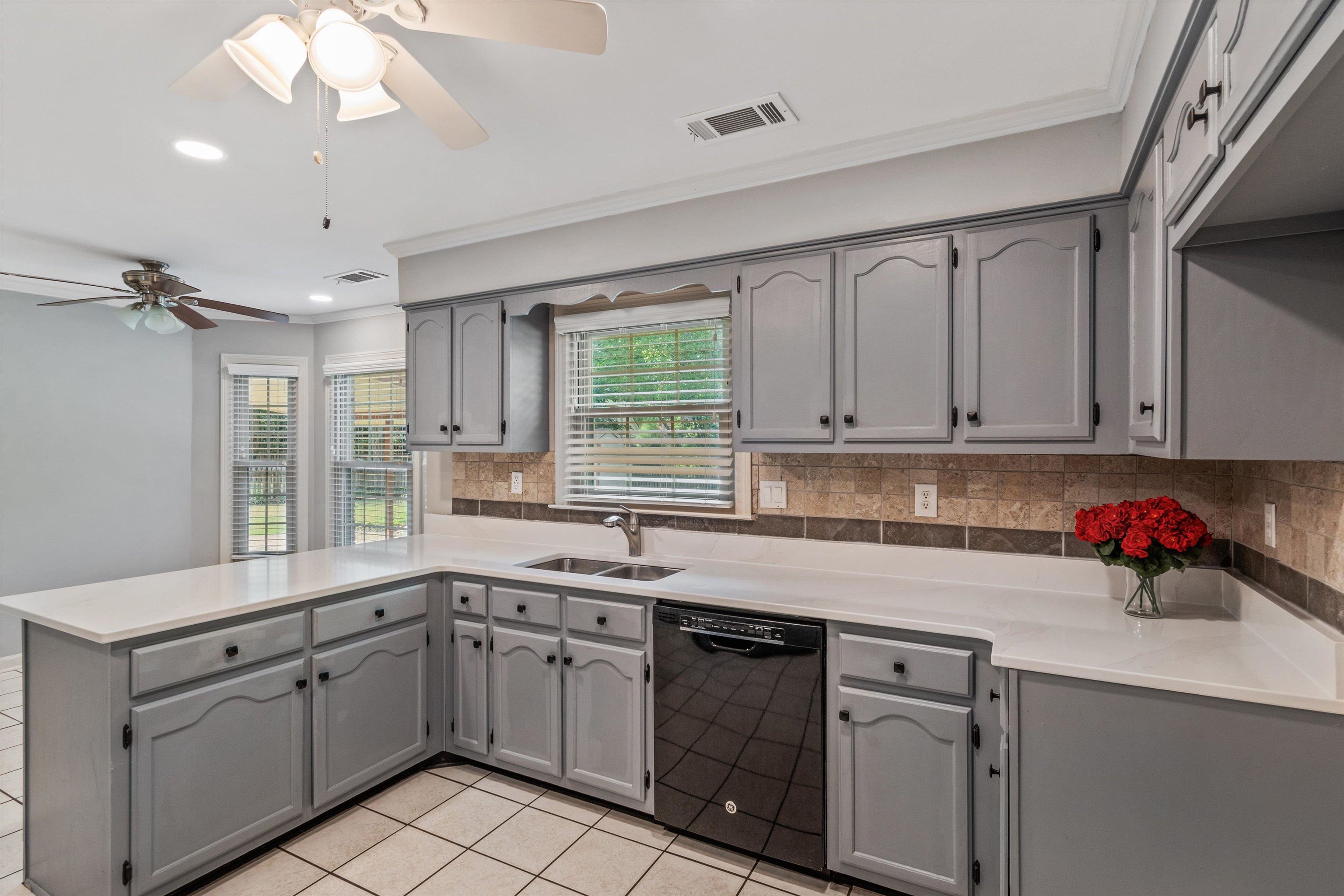 10288 Waterford Road Collierville, TN 38017 - Photo 9 of 35