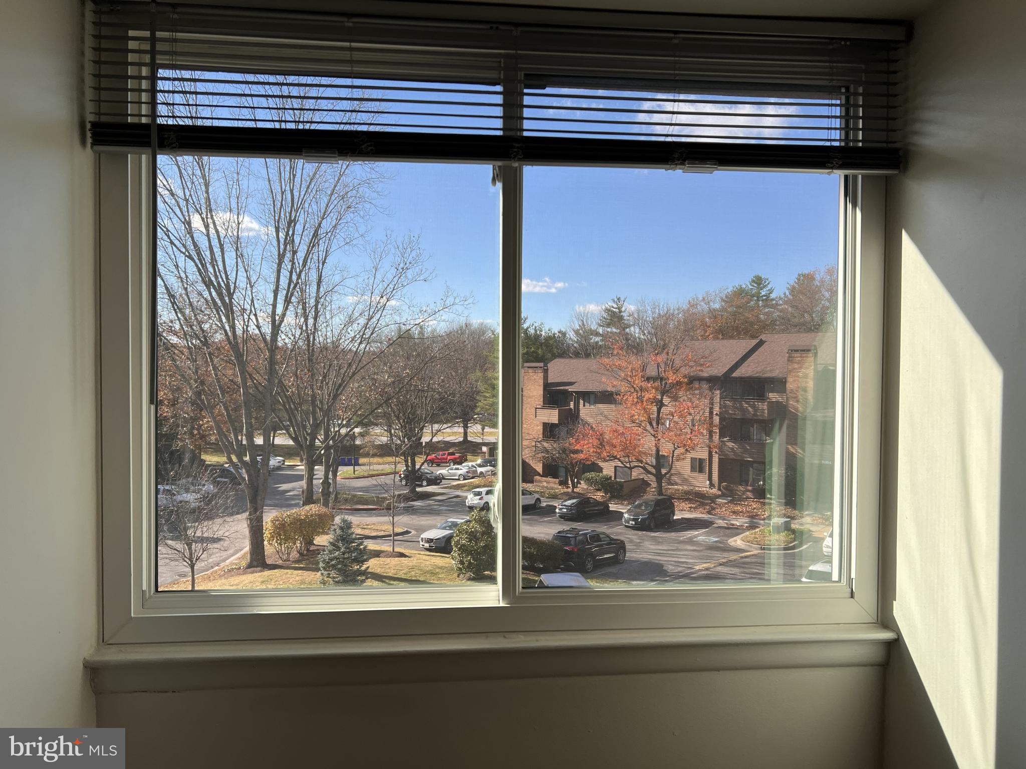 5355 Smooth Meadow Way, Unit 5 Columbia, MD 21044 - Photo 13 of 27 a view of a window in a house