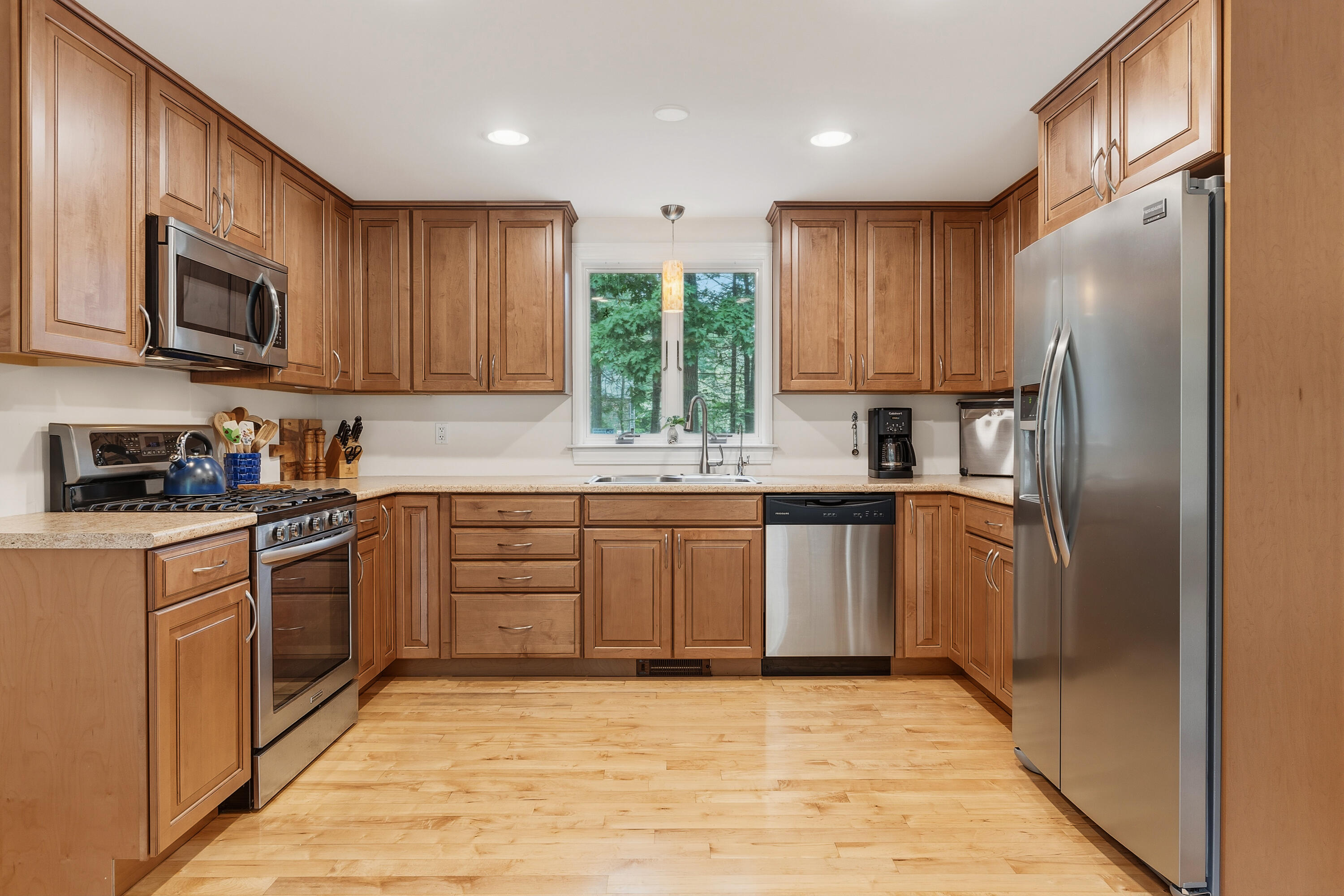 13 McKenna Lane York, ME 03909 - Photo 7 of 61 13 McKenna Ln, York