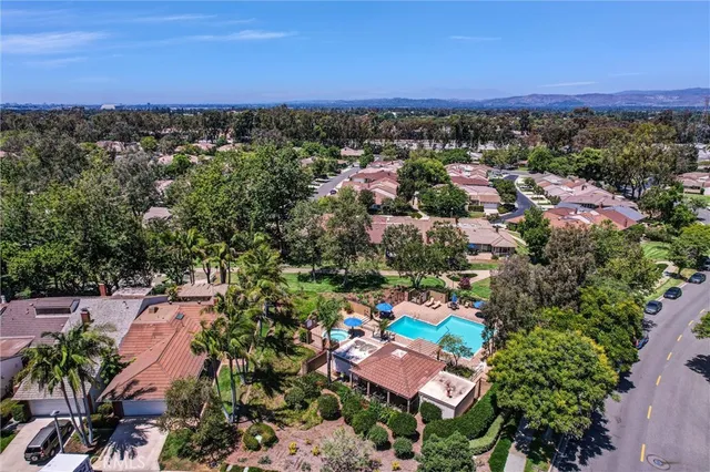 $1,160,000 | 4 Dogwood North, Irvine, CA 92612