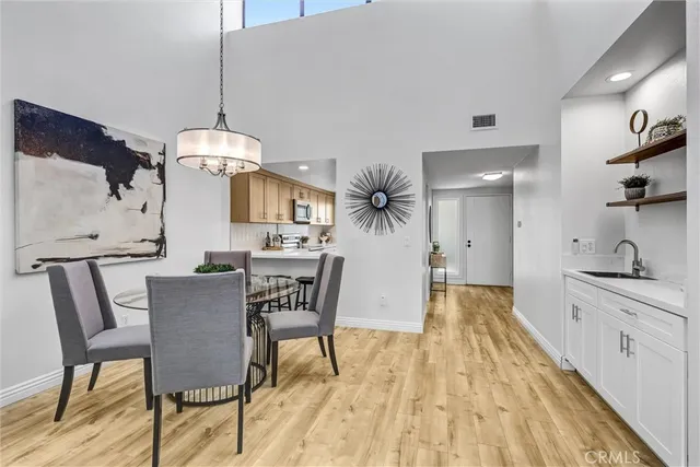 $1,160,000 | 4 Dogwood North, Irvine, CA 92612