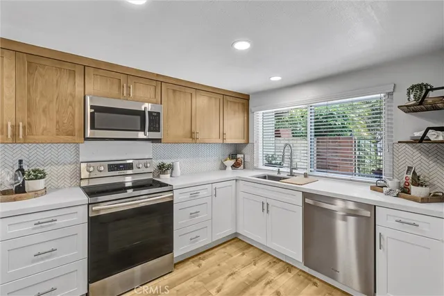 $1,160,000 | 4 Dogwood North, Irvine, CA 92612