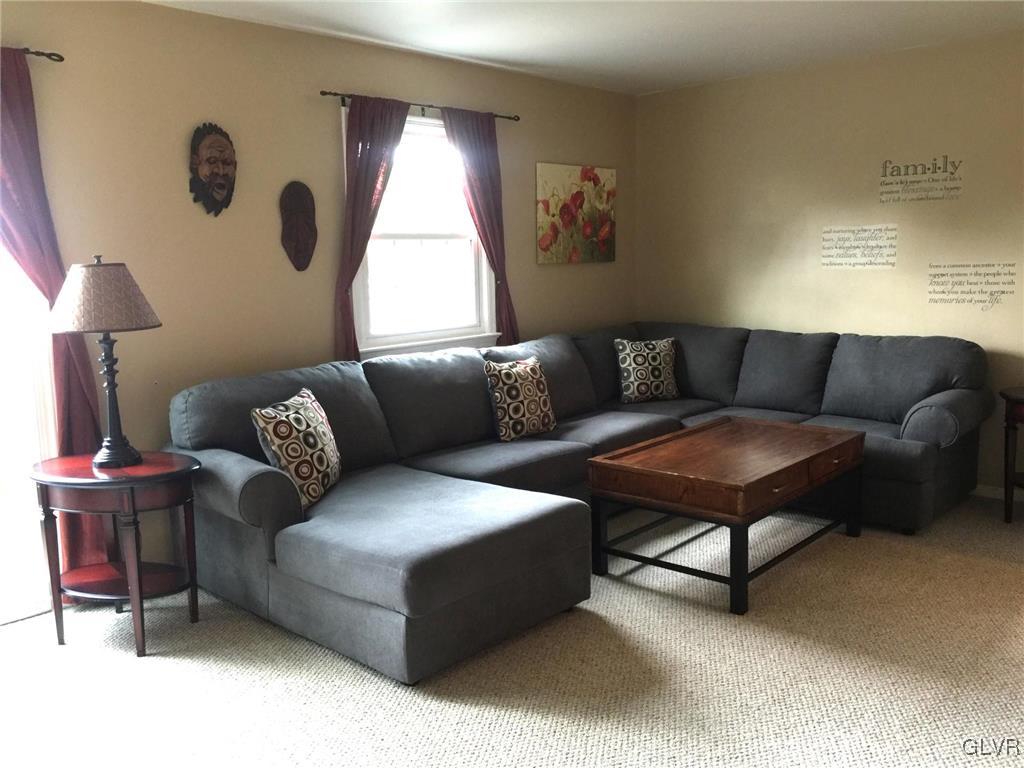956 Barnside Road Allentown, PA 18103 - Photo 4 of 22 Gallery Image 4