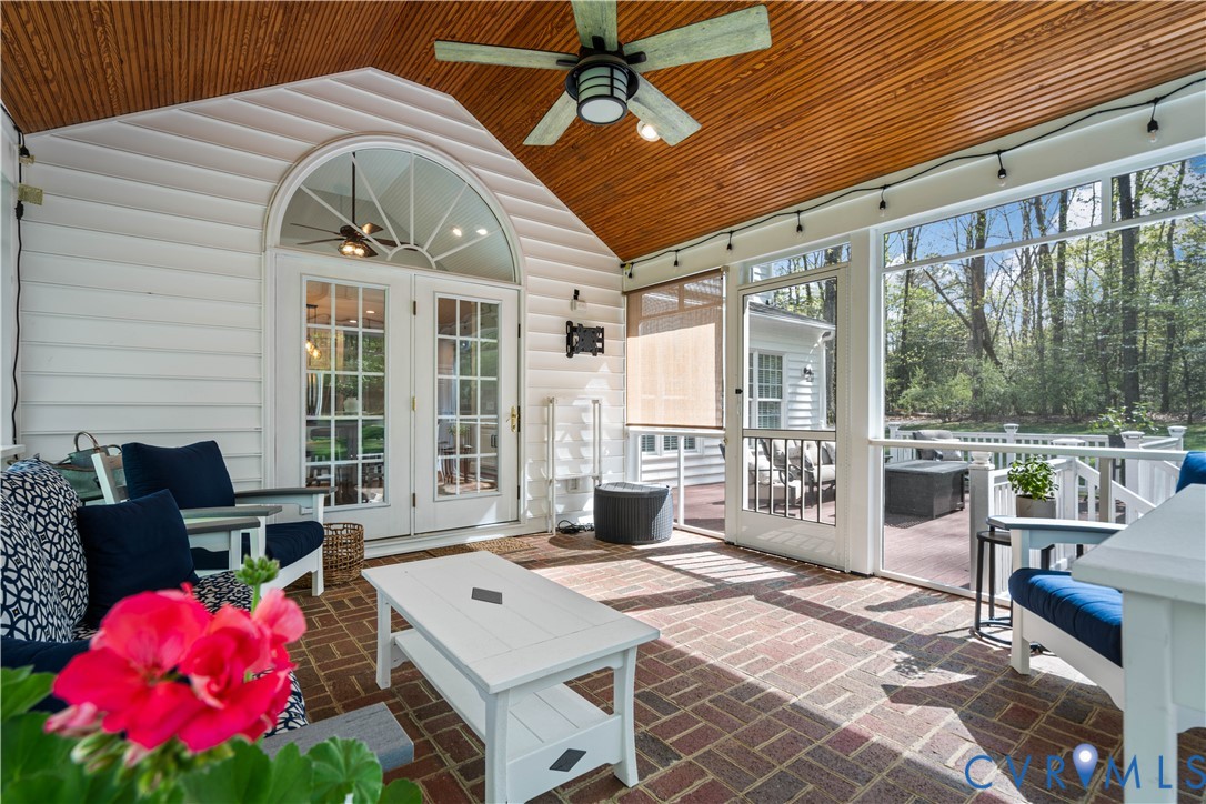 638 Cross Ridge Lane Manakin-Sabot, VA 23103 - Photo 5 of 54