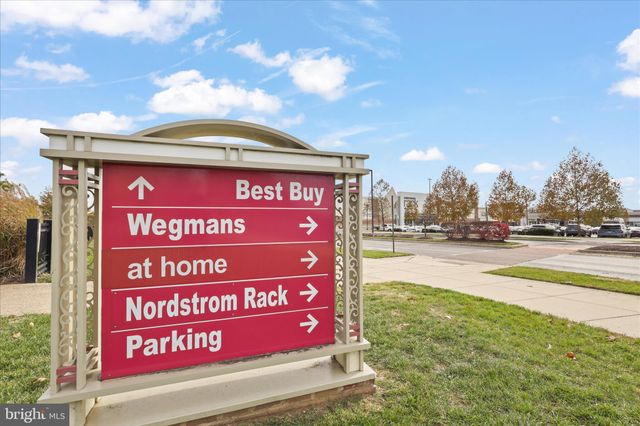 $415,000 | 2633 Campus Way North, Lanham, MD 20706