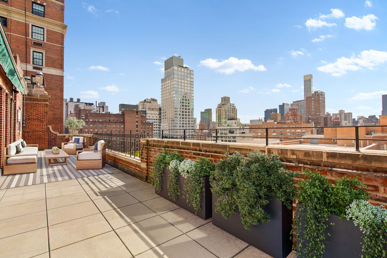 333 East 68th Street, Unit PHC Manhattan, NY 10065 - Photo 14 of 24 a view of a terrace with sitting area