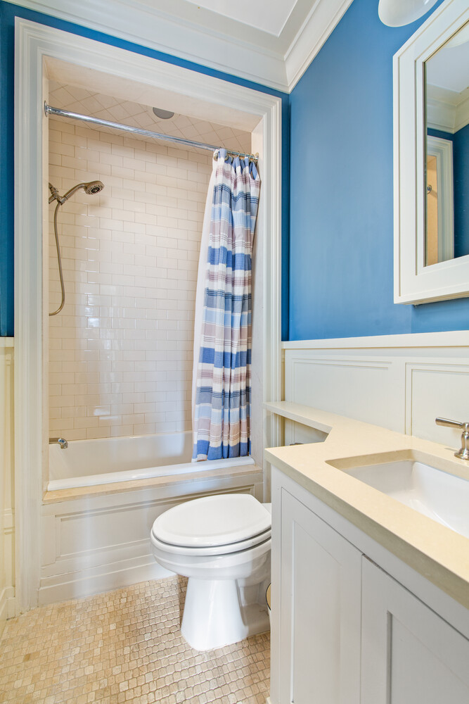 333 East 68th Street, Unit PHC Manhattan, NY 10065 - Photo 16 of 24 a bathroom with a sink toilet and shower