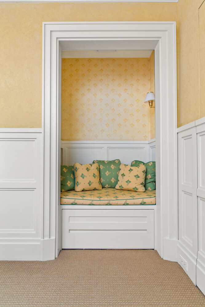 333 East 68th Street, Unit PHC Manhattan, NY 10065 - Photo 19 of 24 a view of door with wooden floor