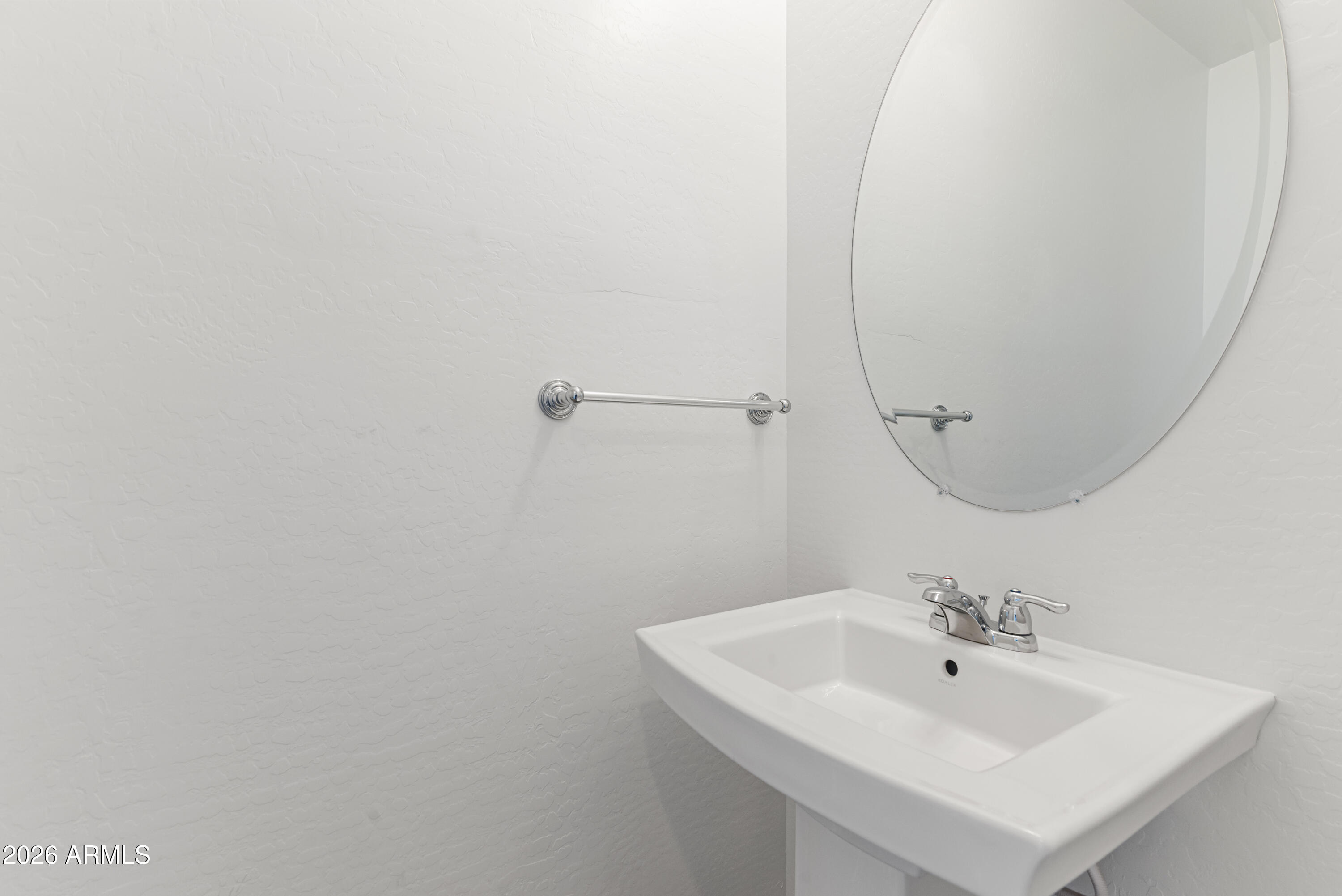 13411 West Rowel Road Peoria, AZ 85383 - Photo 19 of 36 14_13411 w rowel rd-14