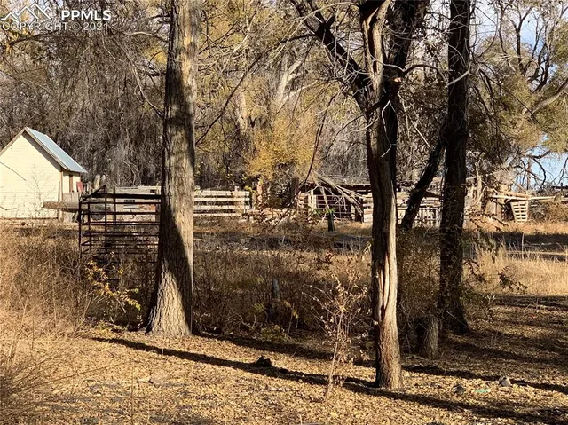 a view of a outdoor space