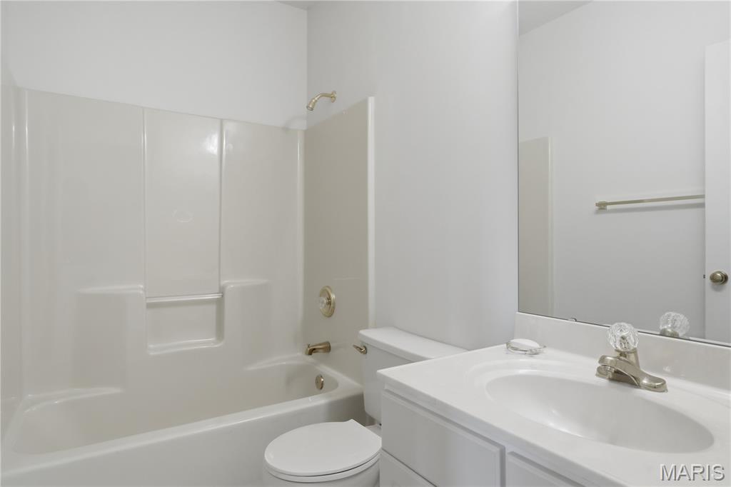708 Arbor Crest Way Ballwin, MO 63021 - Photo 24 of 34
