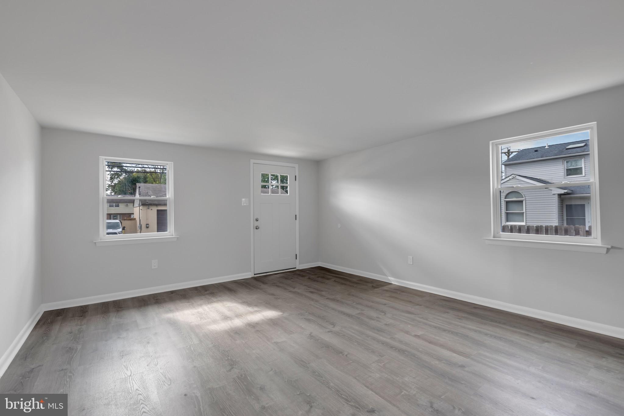 2211 Amosland Road Holmes, PA 19043 - Photo 5 of 27