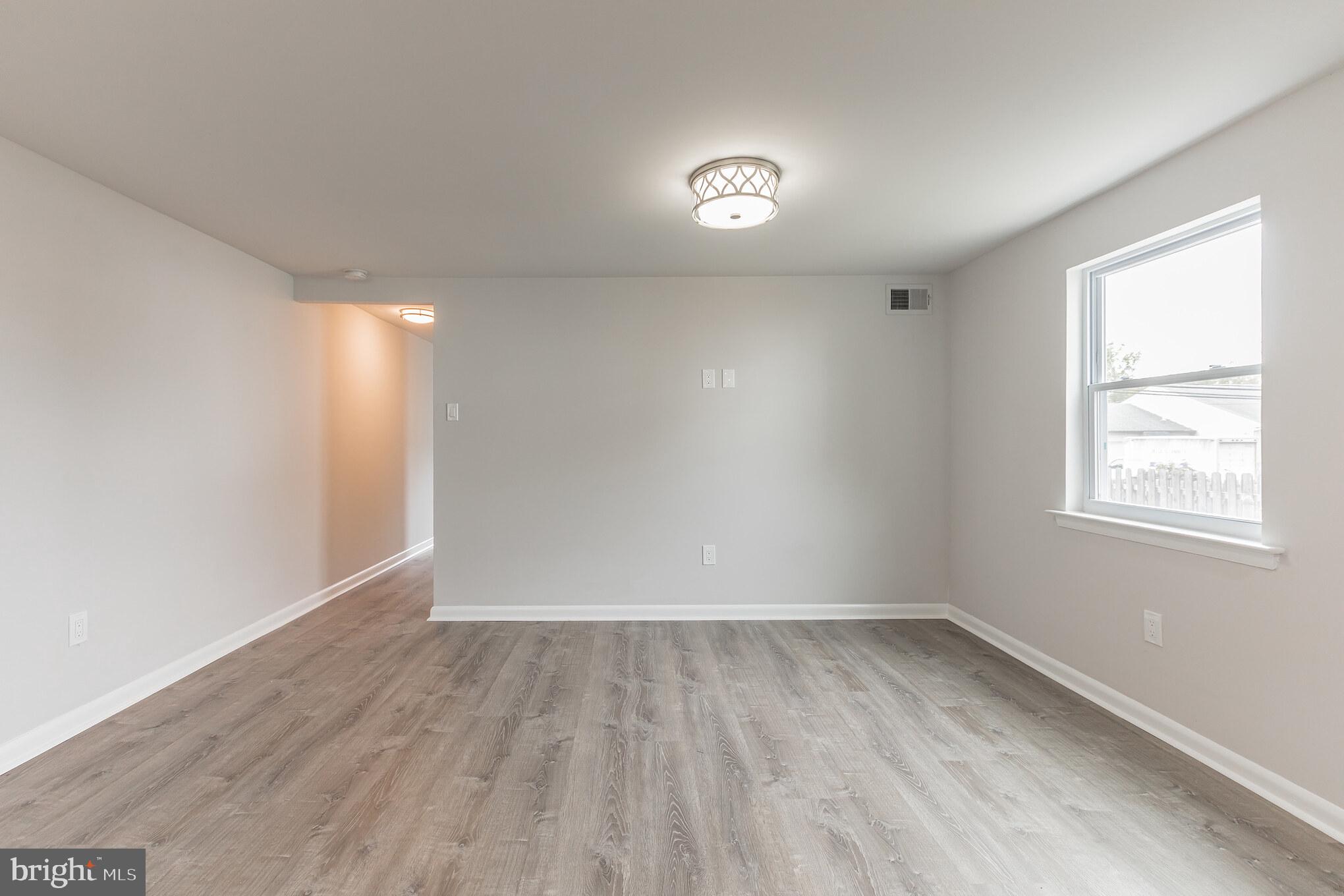 2211 Amosland Road Holmes, PA 19043 - Photo 9 of 27