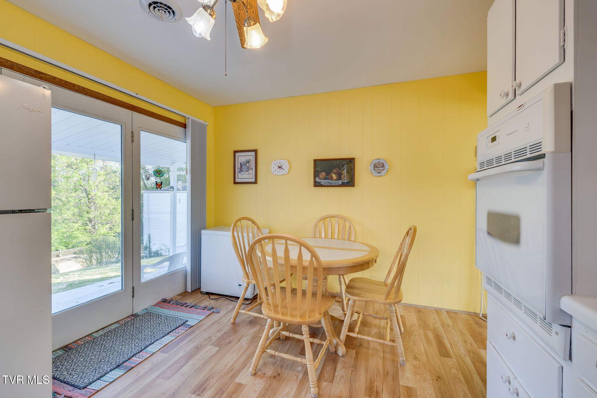 1833 Jackson Hollow Road Kingsport, TN 37663 - Photo 11 of 38 010