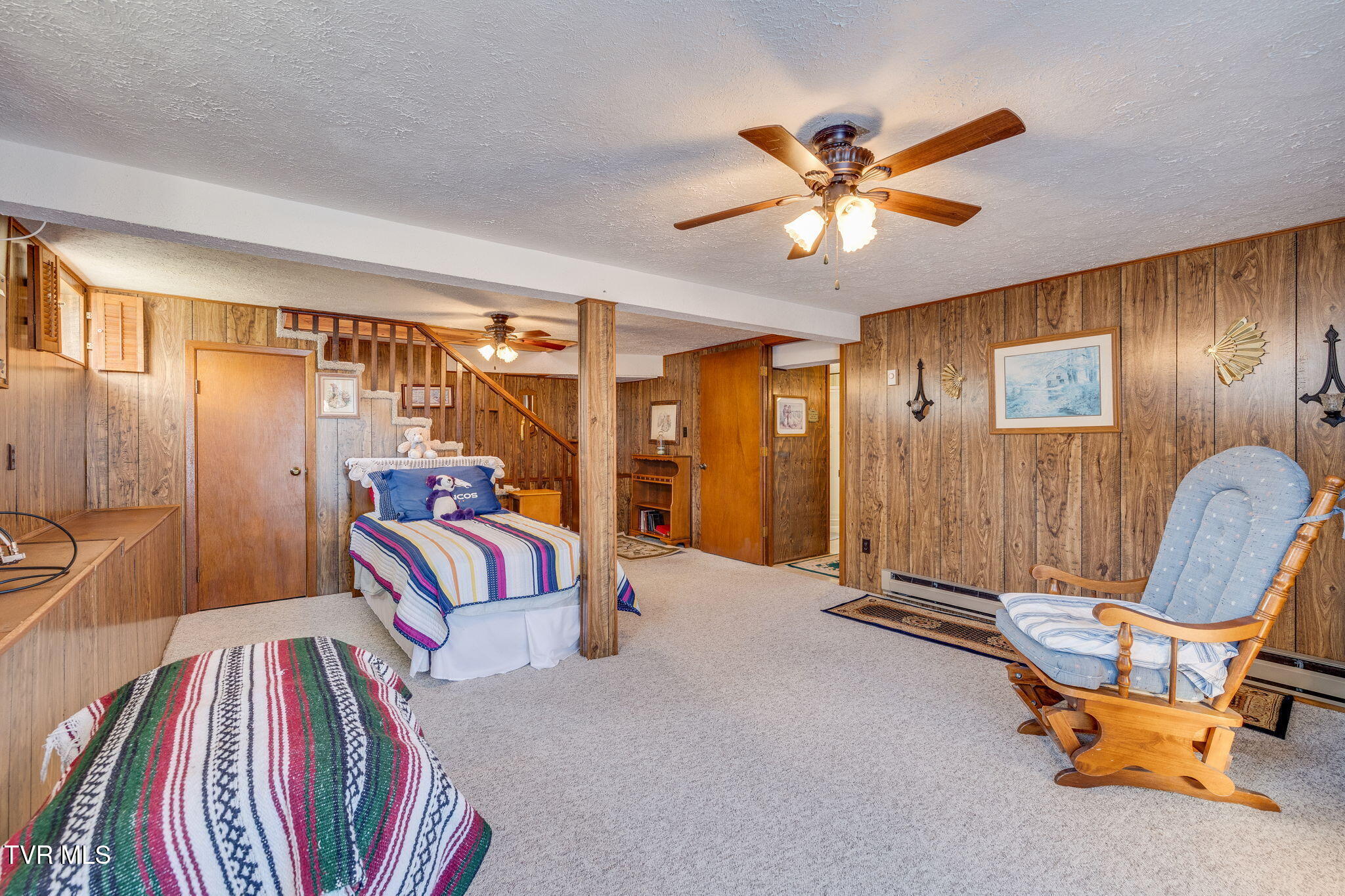 1833 Jackson Hollow Road Kingsport, TN 37663 - Photo 23 of 38 021