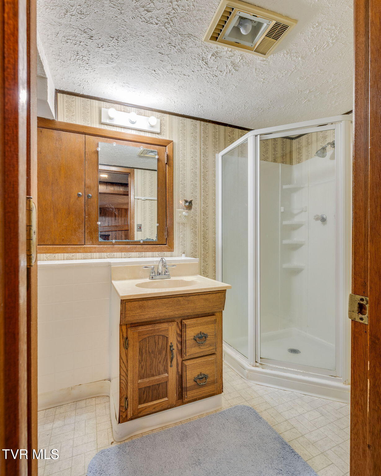 1833 Jackson Hollow Road Kingsport, TN 37663 - Photo 24 of 38 022