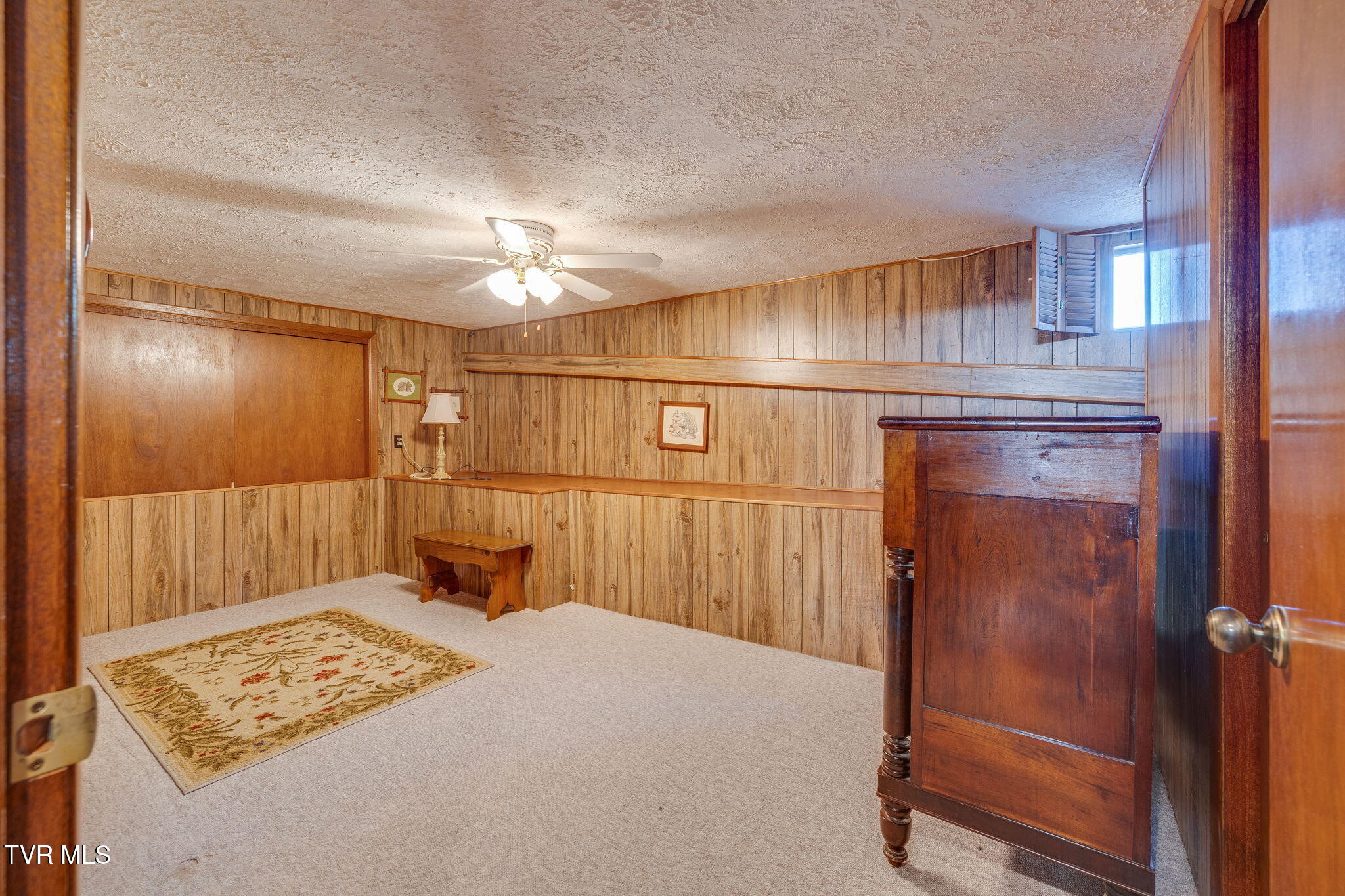 1833 Jackson Hollow Road Kingsport, TN 37663 - Photo 25 of 38 023
