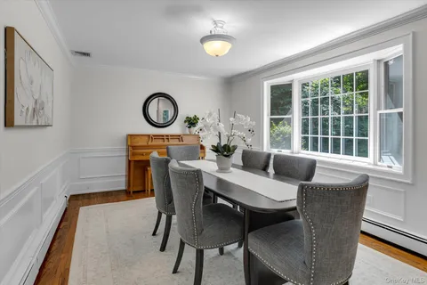 $899,000 | 14 Hawks Nest Road, Stony Brook, NY 11790