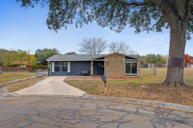 $229,000 | 117 Lost Forest Street, Live Oak, TX 78233