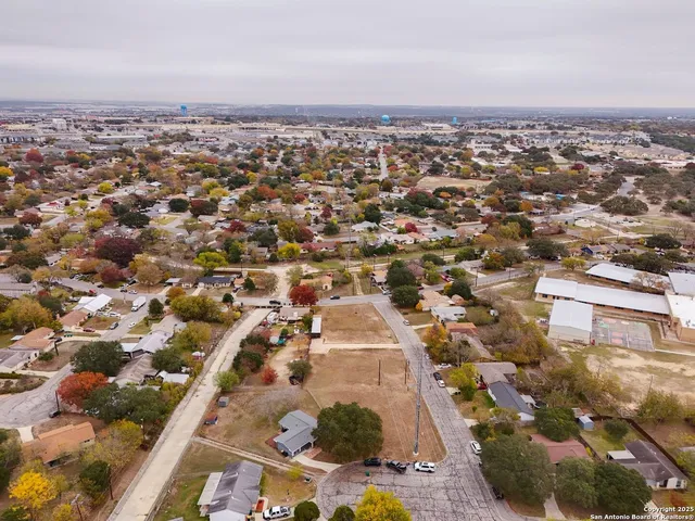 $229,000 | 117 Lost Forest Street, Live Oak, TX 78233