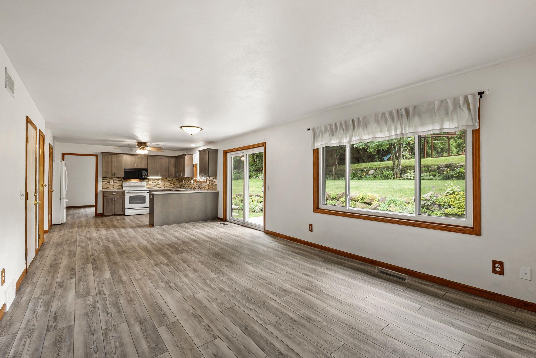 3702 Spring Hill Court Middleton, WI 53562 - Photo 19 of 51