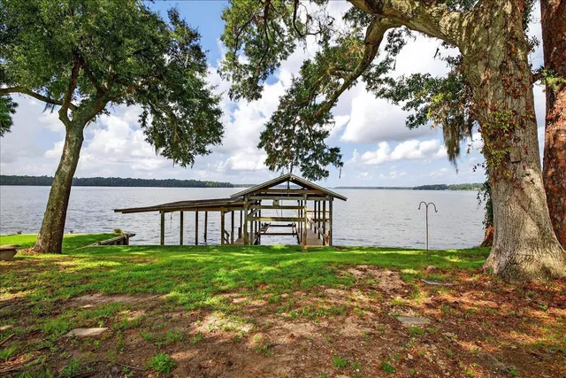 $435,000 | 3170 Lakeview Point Road, Quincy, FL 32351