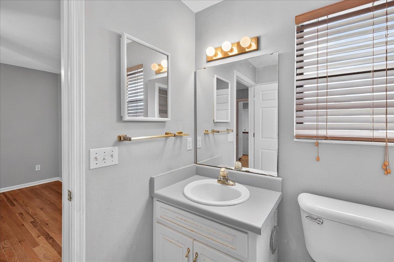 3170 Lakeview Point Road Quincy, FL 32351 - Photo 3 of 63