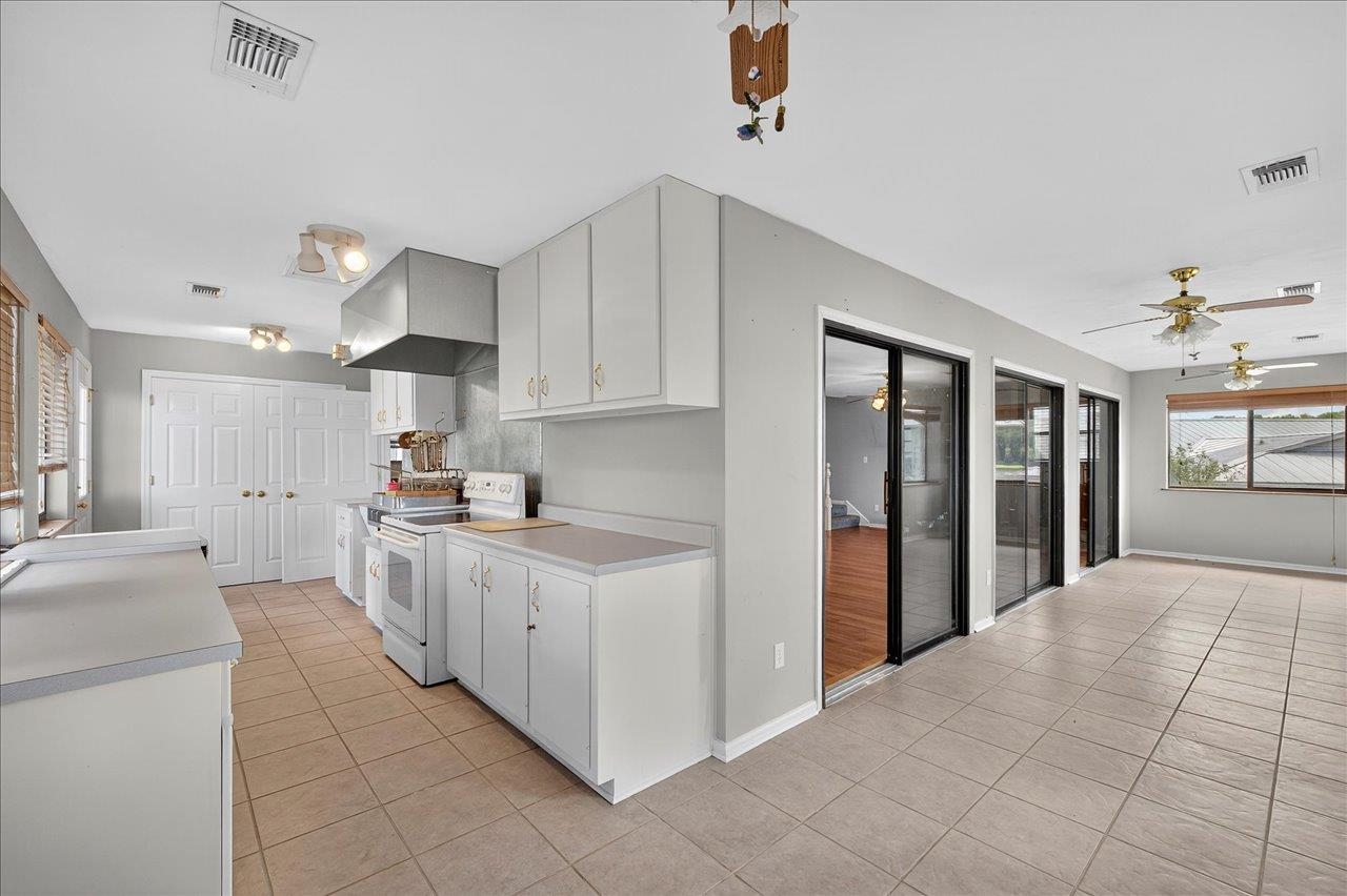 3170 Lakeview Point Road Quincy, FL 32351 - Photo 49 of 63