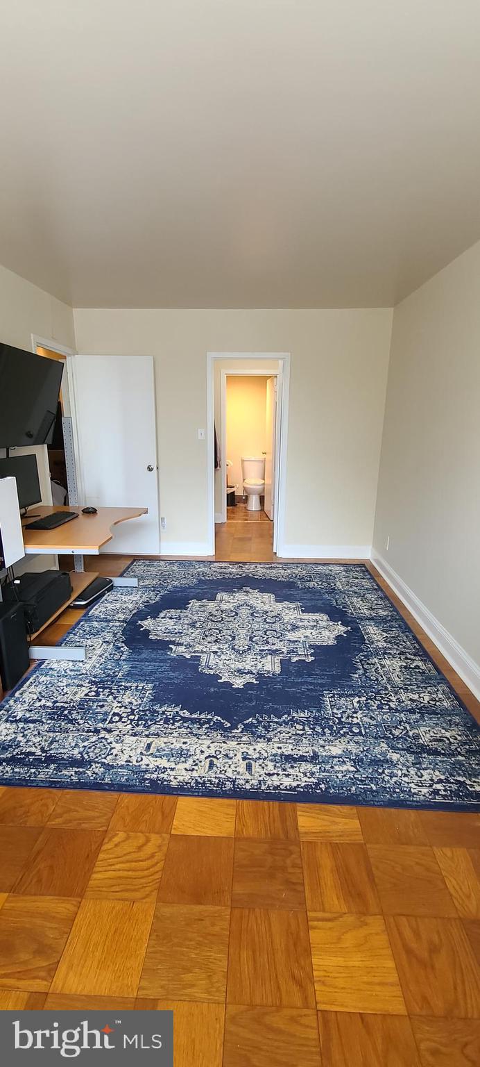 5225 Pooks Hill Road, Unit 807N Bethesda, MD 20814 - Photo 22 of 26 Bedroom (Master)