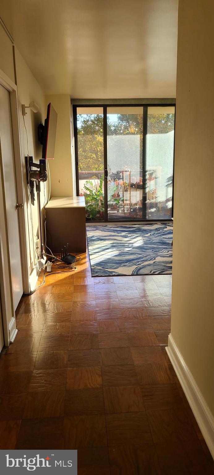 5225 Pooks Hill Road, Unit 807N Bethesda, MD 20814 - Photo 7 of 26 Bedroom (Master)