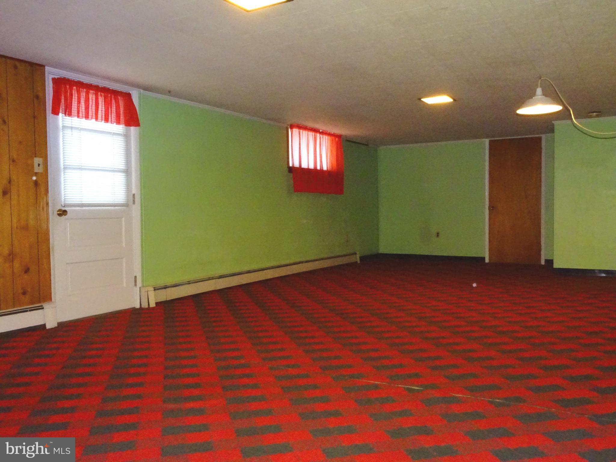 1260 Crescent Road York, PA 17402 - Photo 20 of 35 Rec Room