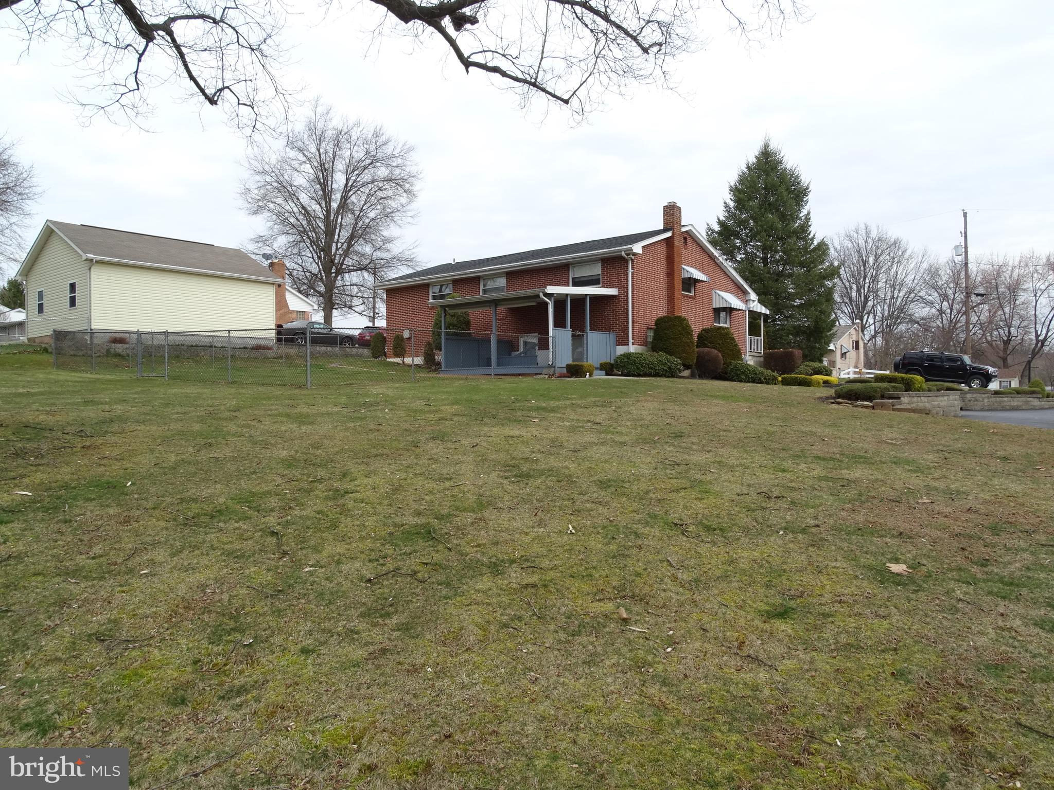 1260 Crescent Road York, PA 17402 - Photo 29 of 35 Back Yard View