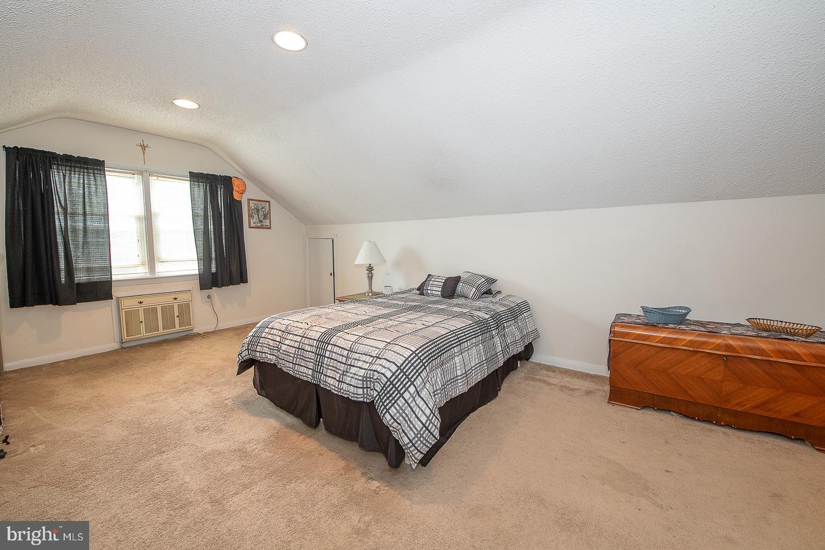 555 Vernon Road Springfield, PA 19064 - Photo 24 of 43