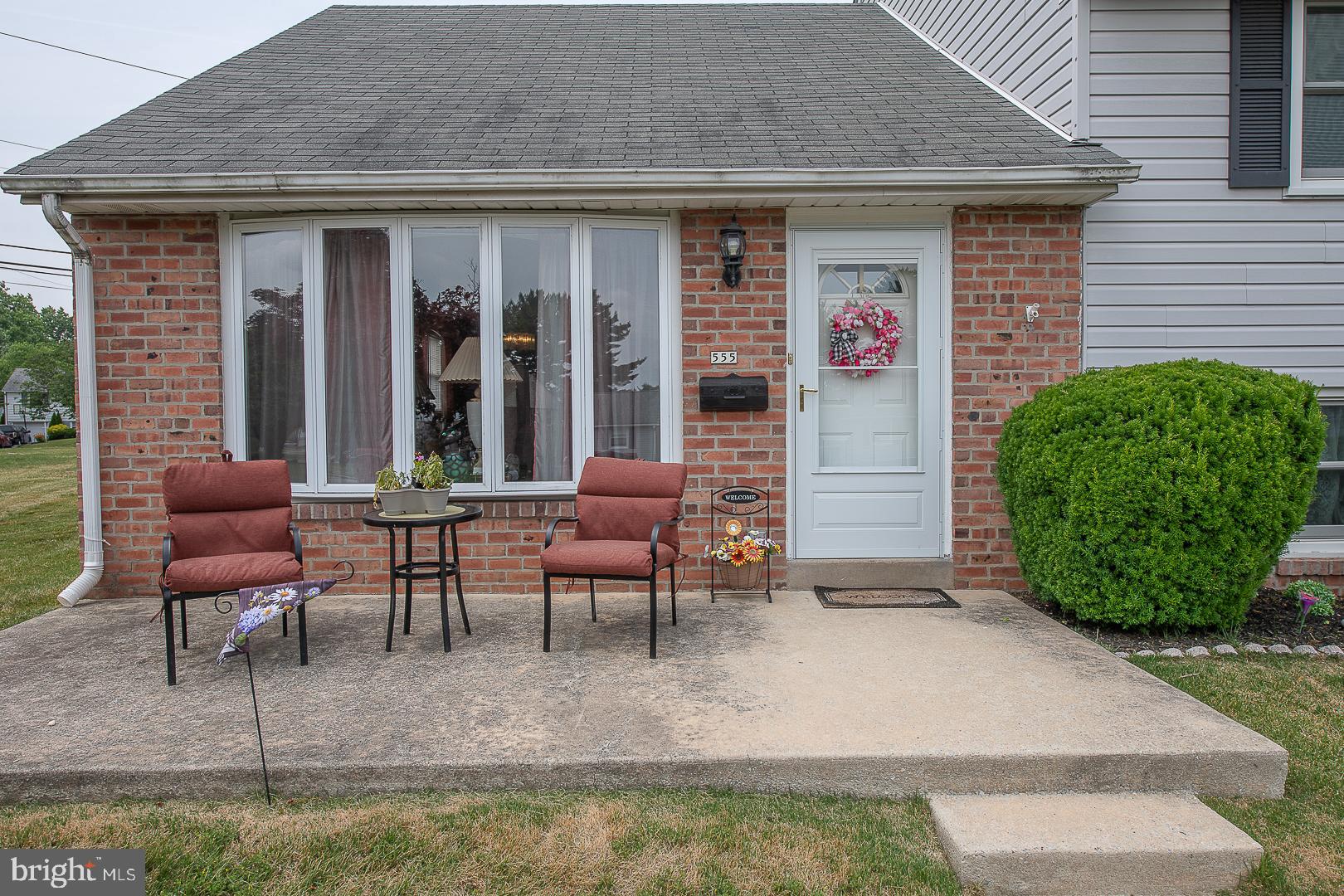 555 Vernon Road Springfield, PA 19064 - Photo 4 of 43