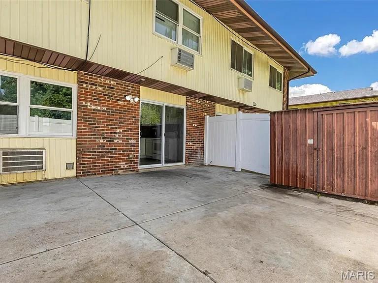 7546 Hazelcrest Drive Hazelwood, MO 63042 - Photo 19 of 19