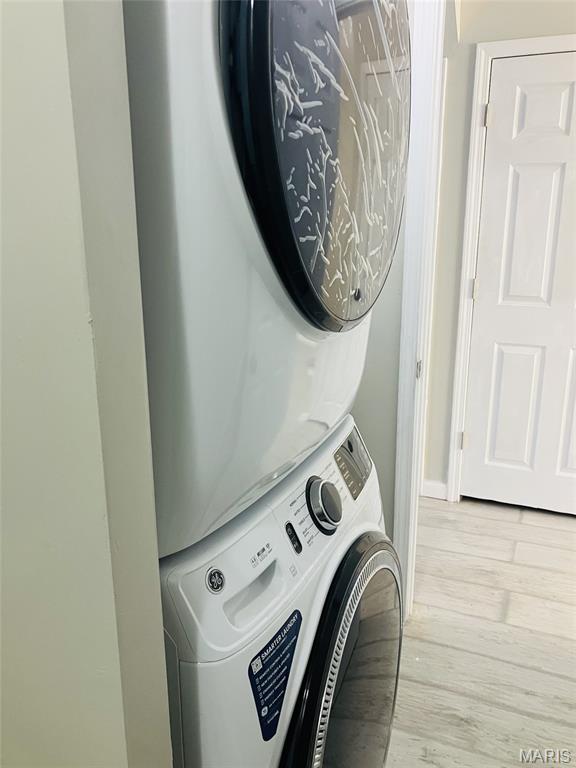 7546 Hazelcrest Drive Hazelwood, MO 63042 - Photo 2 of 19