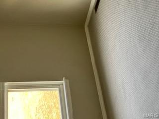 7546 Hazelcrest Drive Hazelwood, MO 63042 - Photo 5 of 19