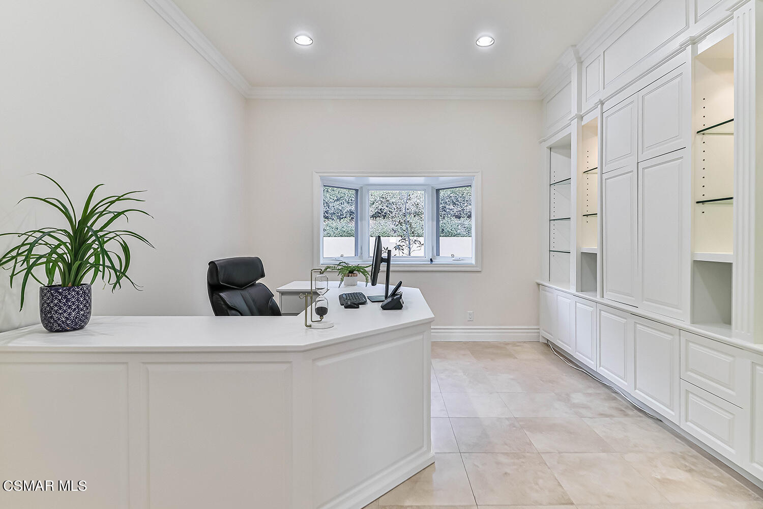 27 Dapplegray Road Bell Canyon, CA 91307 - Photo 41 of 94 hOffice1