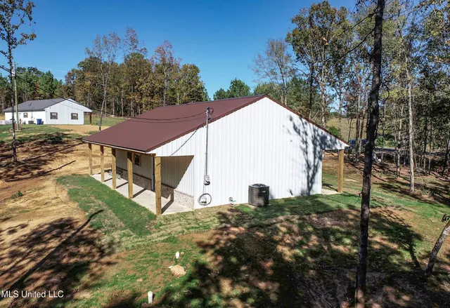 $244,000 | 533 Hudson Road, Sardis, MS 38666