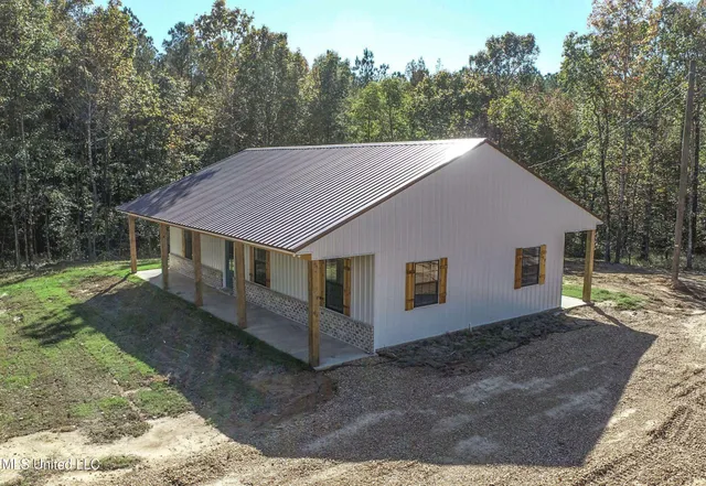 $244,000 | 533 Hudson Road, Sardis, MS 38666