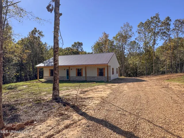 $244,000 | 533 Hudson Road, Sardis, MS 38666