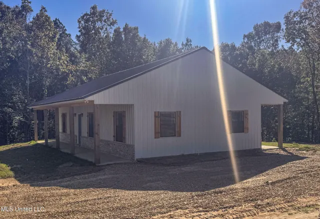 $244,000 | 533 Hudson Road, Sardis, MS 38666